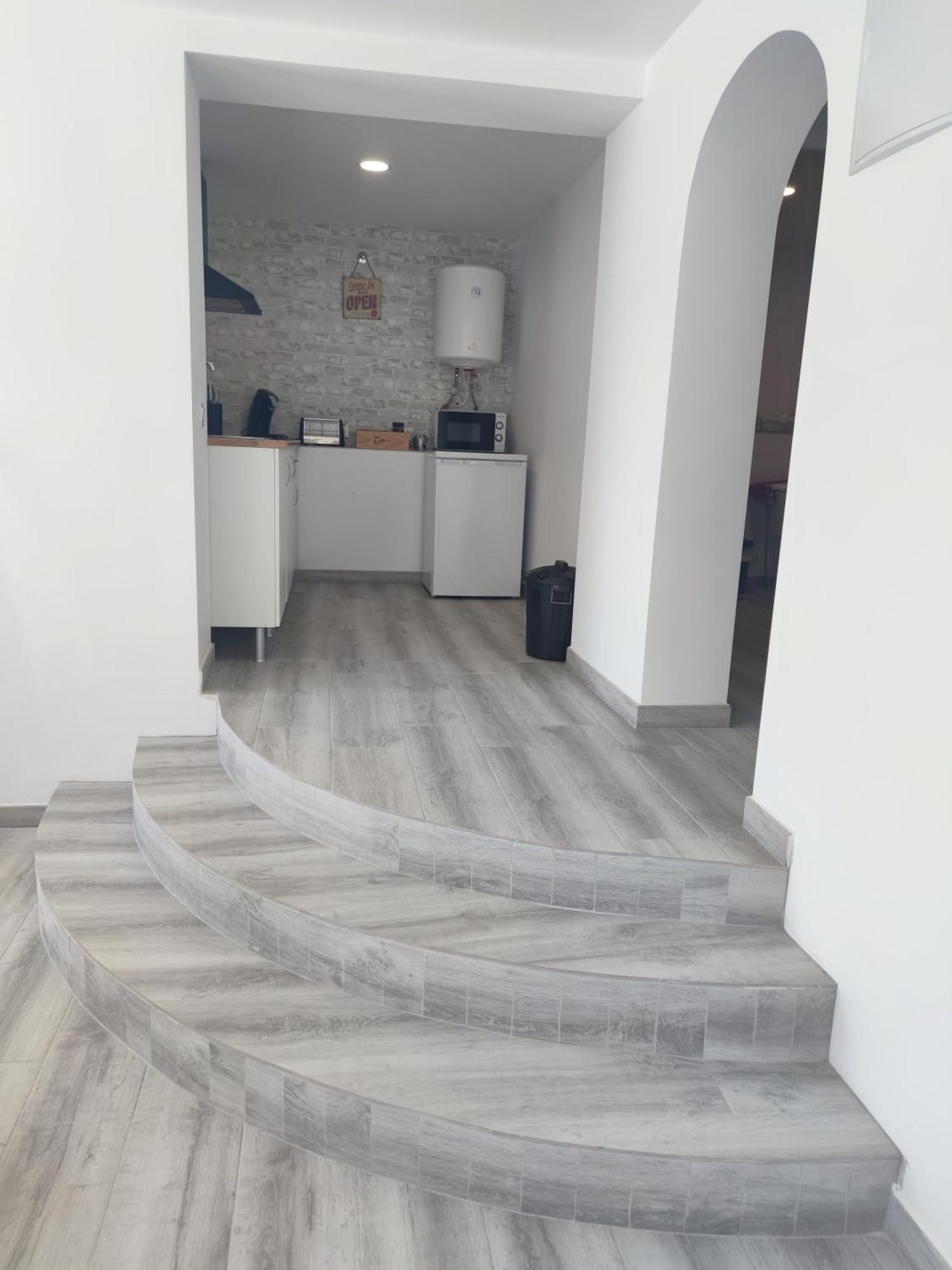 Planta Independiente En Villa Primavera ミハス エクステリア 写真